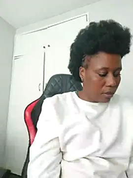 Snapshot of Dutches101 chatting on April 19, 2026, 7:29 am Dutches101 online show from April 19, 2026, 7:29 am