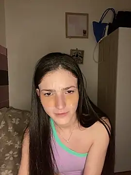 fogosaaa00 online show from April 6, 2026, 5:14 pm