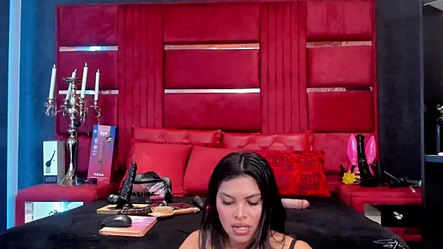 Snapshot of Marcebetancurt chatting on May 15, 2026, 8:05 pm Marcebetancurt online show from May 15, 2026, 8:05 pm