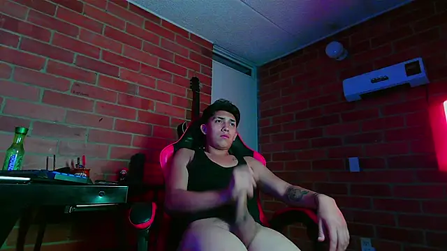 ethann2  online show from June 2, 2026, 6:59 am