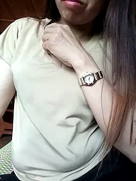 Vily-lonely online show from April 9, 2026, 2:33 am