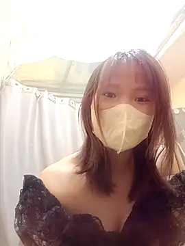 -Trang- online show from April 1, 2026, 5:08 am