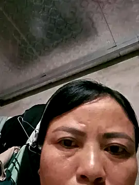 Snapshot of -Hami- chatting on April 26, 2026, 4:48 pm -Hami- online show from April 26, 2026, 4:48 pm