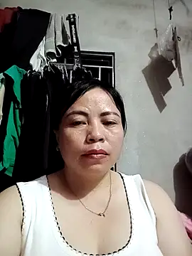 Snapshot of -Hami- chatting on May 12, 2026, 8:17 pm -Hami- online show from May 12, 2026, 8:17 pm