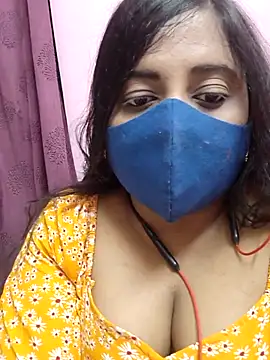 Tami-sonia online show from May 12, 2026, 6:27 pm