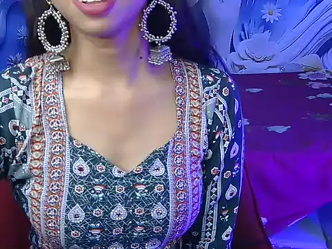 Snapshot of soniya-verma chatting on May 19, 2026, 6:31 am soniya-verma online show from May 19, 2026, 6:31 am