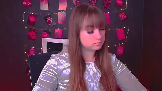 Snapshot of Tiffani_Angel chatting on April 1, 2026, 10:05 am Tiffani Angel online show from April 1, 2026, 10:05 am