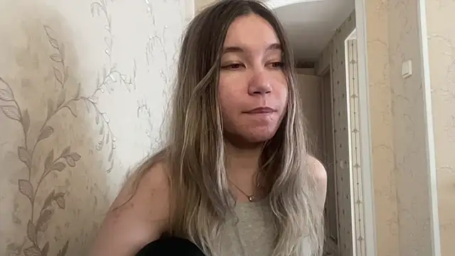 IreneOrbison online show from April 12, 2026, 10:42 am