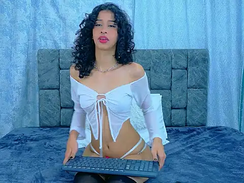 KathalinaRivas online show from March 31, 2026, 2:39 pm