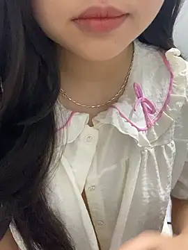Snapshot of Rosecute11 chatting on April 26, 2026, 8:28 pm Rosecute11 online show from April 26, 2026, 8:28 pm