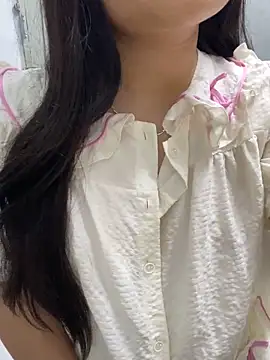 Snapshot of Rosecute11 chatting on May 10, 2026, 5:34 am Rosecute11 online show from May 10, 2026, 5:34 am