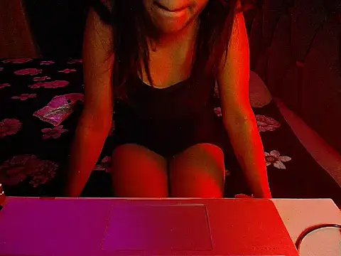 Snapshot of hoty-vani chatting on May 6, 2026, 5:07 pm hoty-vani online show from May 6, 2026, 5:07 pm