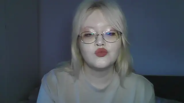 Snapshot of Elayne_Sweet chatting on May 12, 2026, 6:10 am Elayne Sweet online show from May 12, 2026, 6:10 am