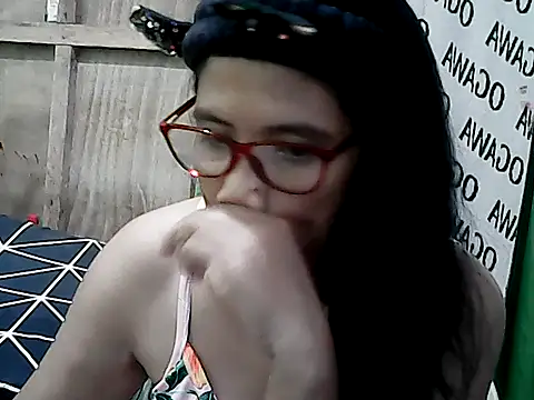 Snapshot of PinayZaira chatting on April 17, 2026, 5:54 am PinayZaira online show from April 17, 2026, 5:54 am