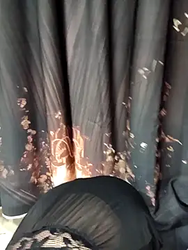 Cute Anushka97 online show from April 14, 2026, 7:42 pm