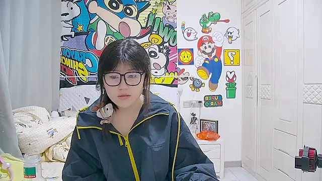 mianmian-666 online show from April 18, 2026, 3:21 am