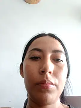 Snapshot of Ann_Houston chatting on May 5, 2026, 5:21 pm Ann Houston online show from May 5, 2026, 5:21 pm