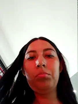 Snapshot of Ann_Houston chatting on May 10, 2026, 12:16 am Ann Houston online show from May 10, 2026, 12:16 am