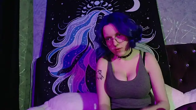 little chappy online show from April 15, 2026, 12:01 pm