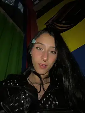 lhiamfitt10 online show from April 11, 2026, 4:28 am