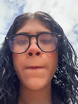 Snapshot of Baby_Dakota chatting on April 6, 2026, 6:09 pm Baby Dakota online show from April 6, 2026, 6:09 pm