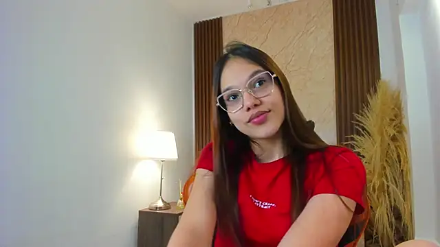 Snapshot of Vi_zzy chatting on April 2, 2026, 6:16 pm Vi zzy online show from April 2, 2026, 6:16 pm