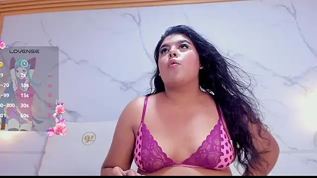 dakota tucci online show from April 8, 2026, 3:28 am