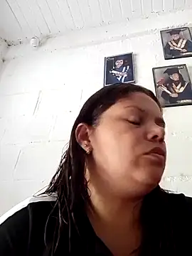 Snapshot of Zafiro_MD chatting on April 4, 2026, 1:19 pm Zafiro MD online show from April 4, 2026, 1:19 pm