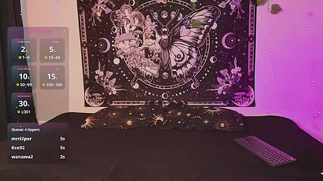 nyxmurtualer666 online show from April 10, 2026, 10:58 pm