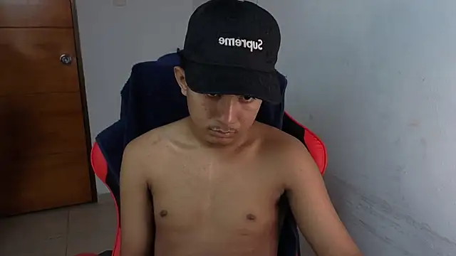 Snapshot of darknigthx chatting on April 2, 2026, 3:59 am darknigthx online show from April 2, 2026, 3:59 am