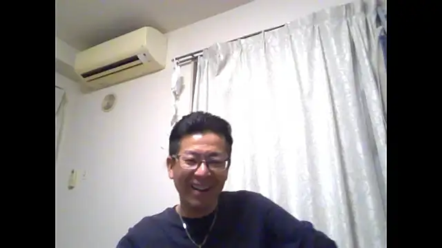 zakochin1106 online show from May 14, 2026, 1:07 pm