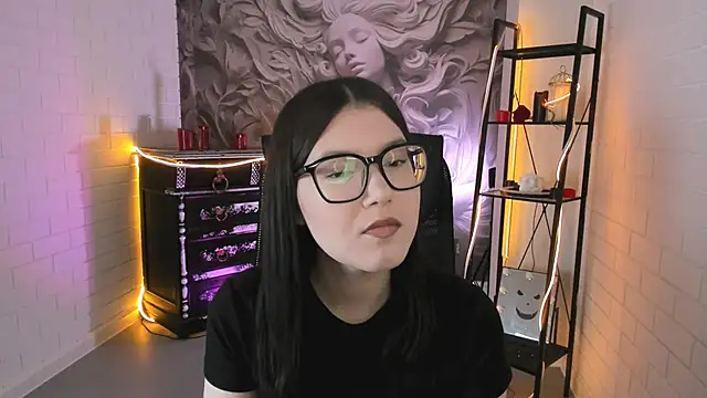 JennyGibson online show from April 16, 2026, 5:19 am