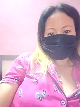 Snapshot of Bristy_BigBoobs chatting on April 14, 2026, 3:12 am Bristy BigBoobs online show from April 14, 2026, 3:12 am