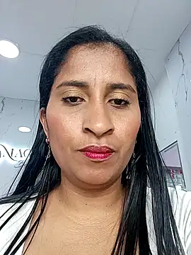 SofiaMendez1  online show from April 16, 2026, 4:19 pm