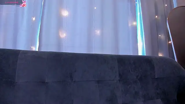 Snapshot of LoveBettie chatting on May 8, 2026, 8:41 am LoveBettie online show from May 8, 2026, 8:41 am