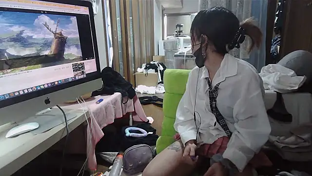 mikuchi1019 online show from July 18, 2026, 12:48 am