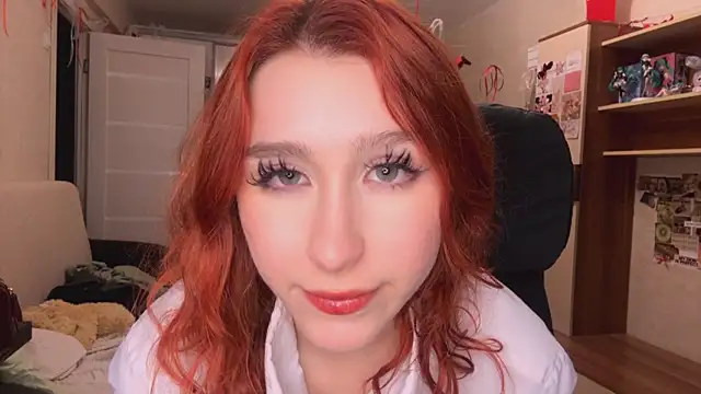 CindyHouse online show from April 17, 2026, 11:30 pm