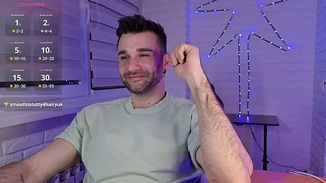 Snapshot of DaddySlava chatting on May 18, 2026, 8:14 pm DaddySlava online show from May 18, 2026, 8:14 pm