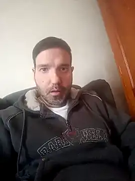 olivaissul online show from April 14, 2026, 1:28 pm