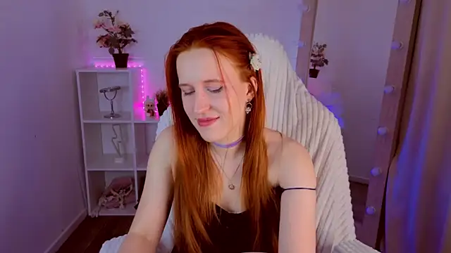 EvaBellea online show from April 15, 2026, 1:40 pm