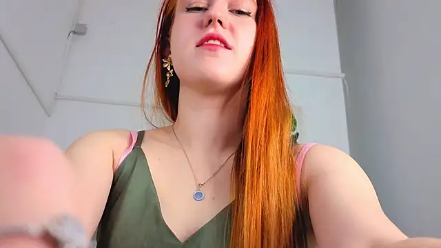 EvaBellea online show from April 22, 2026, 1:01 pm
