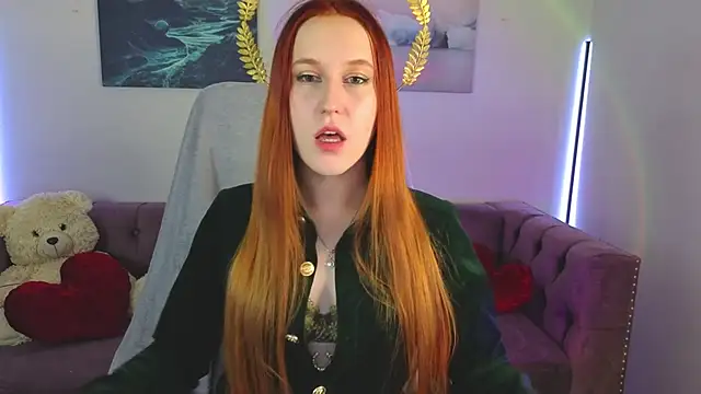 EvaBellea online show from May 6, 2026, 1:27 pm