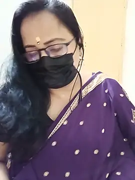 monisha cam online show from July 8, 2026, 4:44 pm