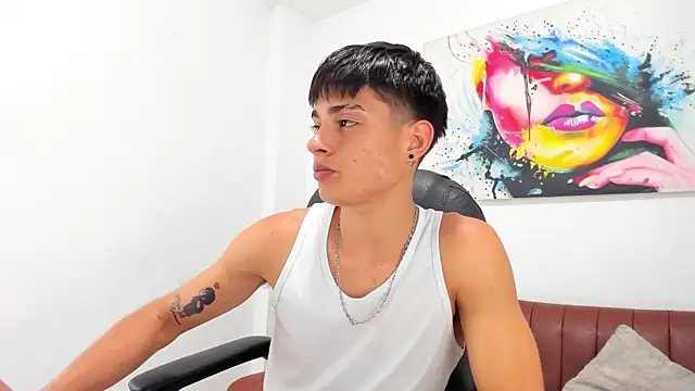 Thebestboyhot online show from April 21, 2026, 7:14 am