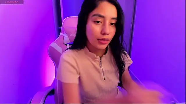 ISABELFORYOU03 online show from April 9, 2026, 2:44 am