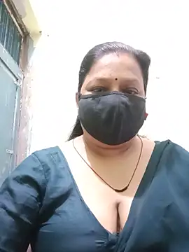 PINKI 024 online show from June 6, 2026, 5:56 am