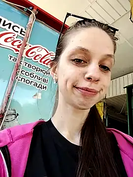 HotGirl1701 online show from July 12, 2026, 4:14 am