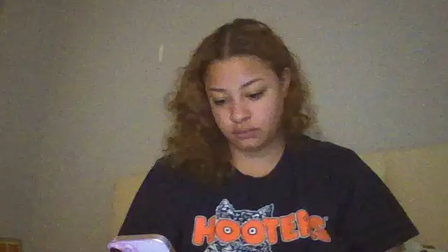 Snapshot of madzbailey chatting on June 5, 2026, 12:44 pm madzbailey online show from June 5, 2026, 12:44 pm