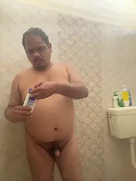 Snapshot of Amit_sa chatting on May 7, 2026, 4:51 am Amit sa online show from May 7, 2026, 4:51 am