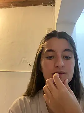 Malvitaxx online show from April 4, 2026, 5:49 am